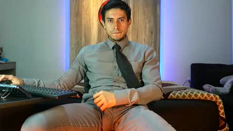 Andrew online show from September 2025 04:12:01 AM