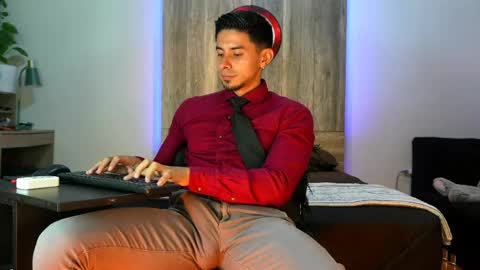 Andrew online show from April 2026 06:25:02 AM