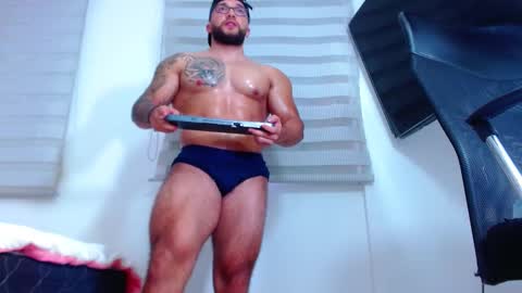 Snapshot of andrew_holden__ chatting on March 2025 10:54:01 PM andrew_holden__ online show from March 2025 10:54:01 PM