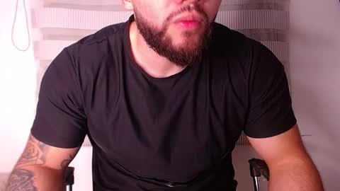 Snapshot of andrew_holden__ chatting on November 2025 11:50:01 PM andrew_holden__ online show from November 2025 11:50:01 PM