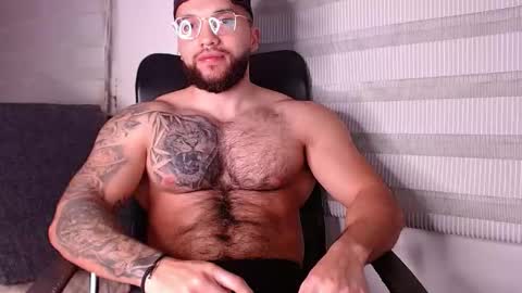 Snapshot of andrew_holden__ chatting on December 2025 11:54:01 PM andrew_holden__ online show from December 2025 11:54:01 PM