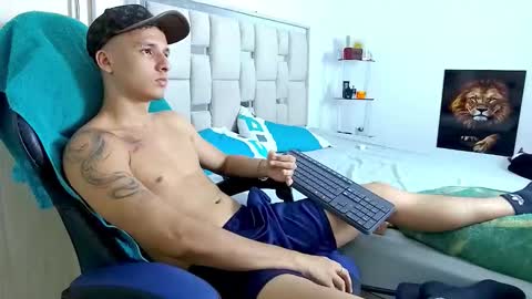 Andrew online show from February 2026 03:03:02 AM