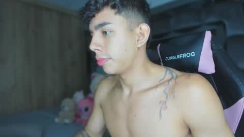 Andrew M. online show from October 2025 05:06:02 AM