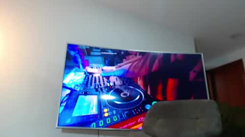 ANDREW WEST online show from January 2025 02:27:02 AM