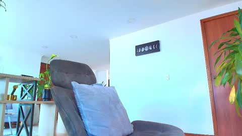 ANDREW WEST online show from October 2025 02:37:01 PM