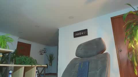 ANDREW WEST online show from November 2025 12:43:02 AM