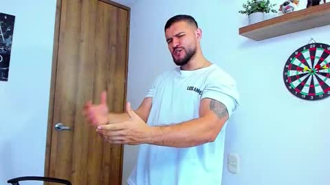 Andrew Diaz online show from October 2025 05:48:02 AM