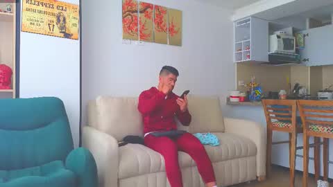 Andrew online show from February 2025 04:47:01 PM