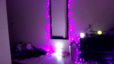 Snapshot of andrewgennie chatting on January 2025 01:34:02 AM andrewgennie online show from January 2025 01:34:02 AM