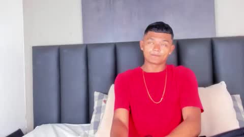 Snapshot of andrewkenoxx_ chatting on February 2026 12:25:01 PM ANDREW KENNOXX online show from February 2026 12:25:01 PM