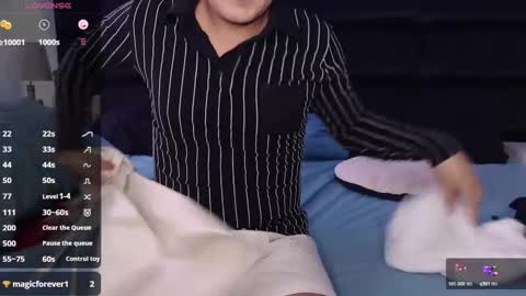 andrewmhilton_ online show from March 2025 06:37:02 PM