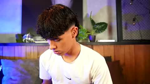 AndreWortix online show from April 2026 03:37:02 AM