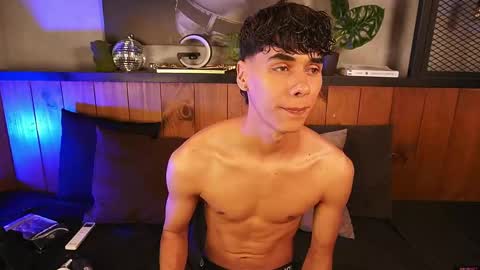 AndreWortix online show from April 2026 04:21:01 AM