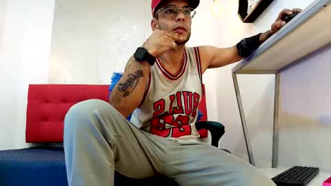   online show from November 2025 03:27:02 AM