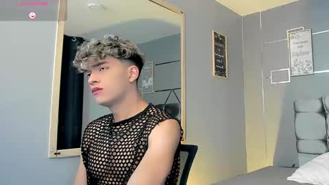 Snapshot of andrius_24 chatting on January 2025 01:00:02 PM online show from January 2025 01:00:02 PM