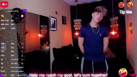 Snapshot of andrius_24 chatting on January 2026 07:05:02 PM online show from January 2026 07:05:02 PM