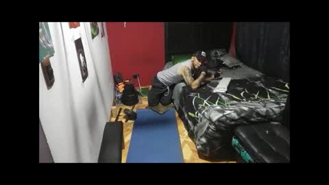 Snapshot of androdd666 chatting on October 2025 02:45:01 AM androd666 online show from October 2025 02:45:01 AM