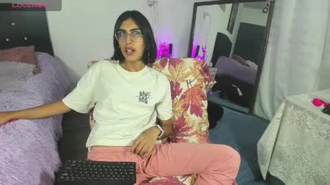 vero paez online show from May 2026 04:20:02 AM