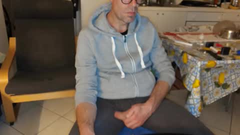 Snapshot of androx77 chatting on February 2026 11:17:01 PM androx77 online show from February 2026 11:17:01 PM