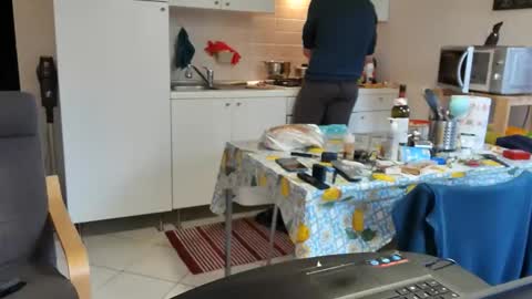 Snapshot of androx77 chatting on April 2026 04:59:01 PM androx77 online show from April 2026 04:59:01 PM