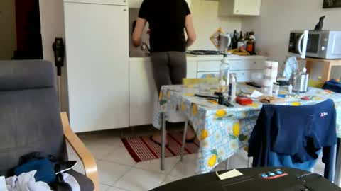 Snapshot of androx77 chatting on April 2026 10:34:01 AM androx77 online show from April 2026 10:34:01 AM