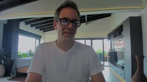 Snapshot of andy0pandi chatting on February 2025 07:52:01 PM Andrew online show from February 2025 07:52:01 PM