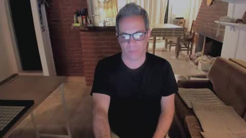 Andrew online show from February 2026 05:37:02 AM