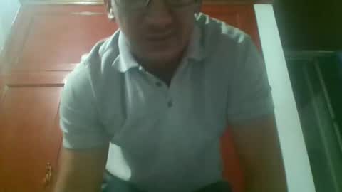 Snapshot of andy101075 chatting on December 2025 07:48:02 AM andy101075 online show from December 2025 07:48:02 AM