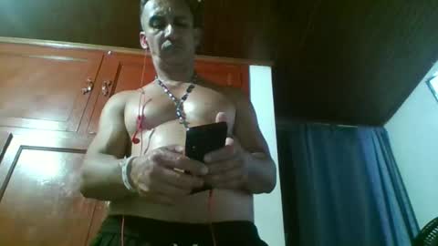 andy101075 online show from May 2026 07:49:01 AM