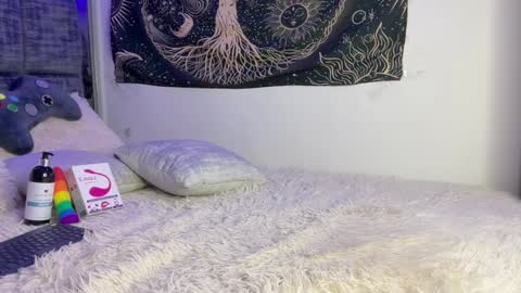 Andy online show from December 2024 06:33:01 PM