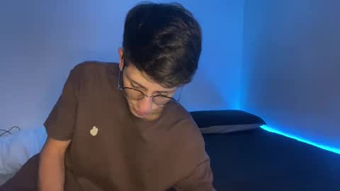 andy_collins__ online show from March 2025 10:42:01 PM