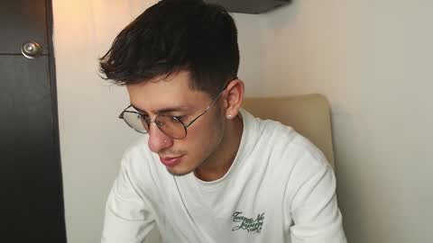 Snapshot of andy_collins__ chatting on March 2026 11:31:02 PM andy_collins__ online show from March 2026 11:31:02 PM