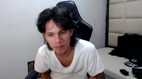 andy_dan1 online show from December 2024 03:55:02 AM