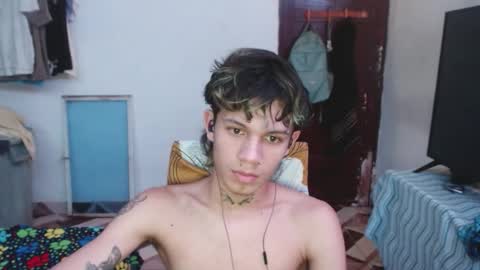 andy_dan1 online show from May 2026 06:29:01 AM