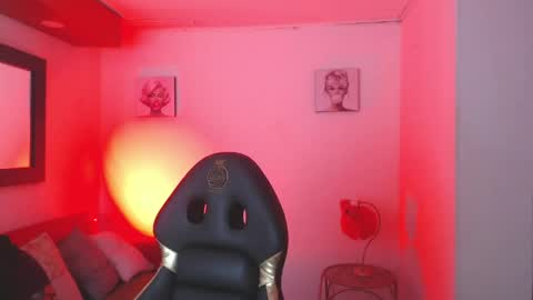 andy_eagleton_20 online show from May 2026 03:01:01 AM