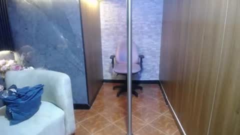 andy_eagleton_20 online show from June 2026 07:38:02 PM