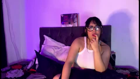 Snapshot of andy_emily chatting on February 2026 01:38:01 AM andy_emily online show from February 2026 01:38:01 AM