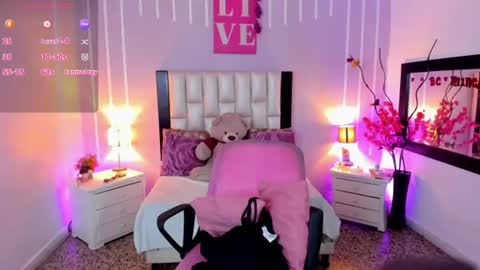 Andrea online show from July 2026 12:40:02 PM