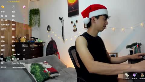 andy_guez_11 online show from December 2024 10:17:01 AM