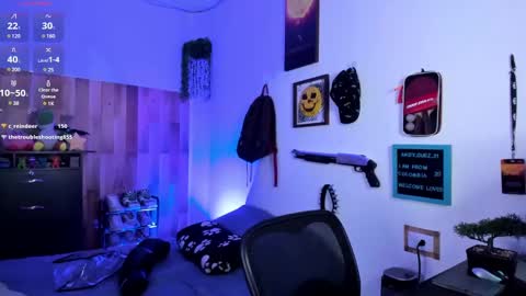 andy_guez_11 online show from February 2025 01:15:02 PM