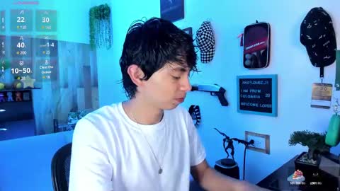 andy_guez_11 online show from March 2025 11:10:02 AM