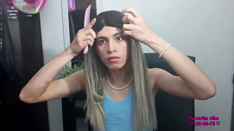 Snapshot of andy_vander chatting on February 2026 08:51:01 AM Andy van der Rose online show from February 2026 08:51:01 AM