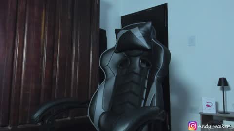 Snapshot of andy_walker_ chatting on January 2025 11:18:01 PM Andres online show from January 2025 11:18:01 PM