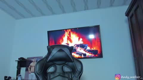 Snapshot of andy_walker_ chatting on January 2025 11:35:02 PM Andres online show from January 2025 11:35:02 PM