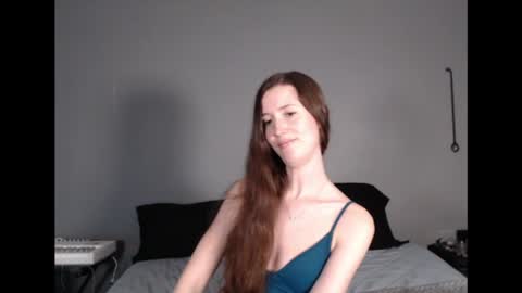 andyhayes69 online show from May 2026 11:33:01 PM