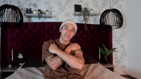 Andy Joy  online show from November 2025 11:25:02 AM