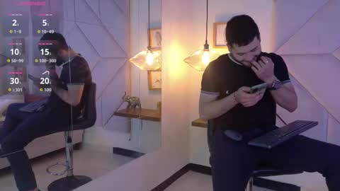 Andy online show from March 2026 08:33:01 PM