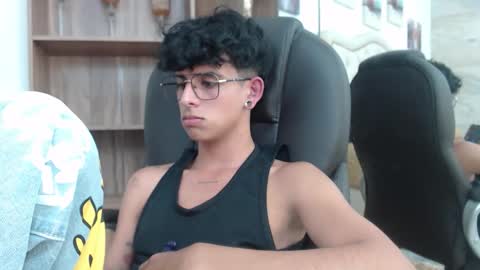 andyxibrat online show from March 2026 08:26:01 PM