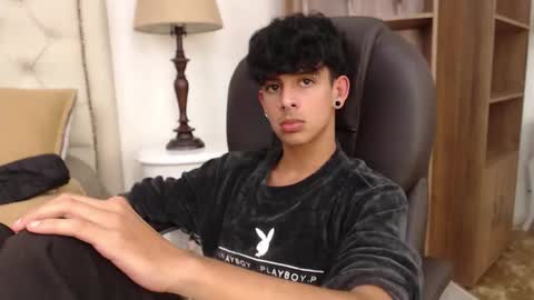 andyxibrat online show from March 2026 07:57:01 PM