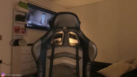      online show from November 2025 05:38:01 AM